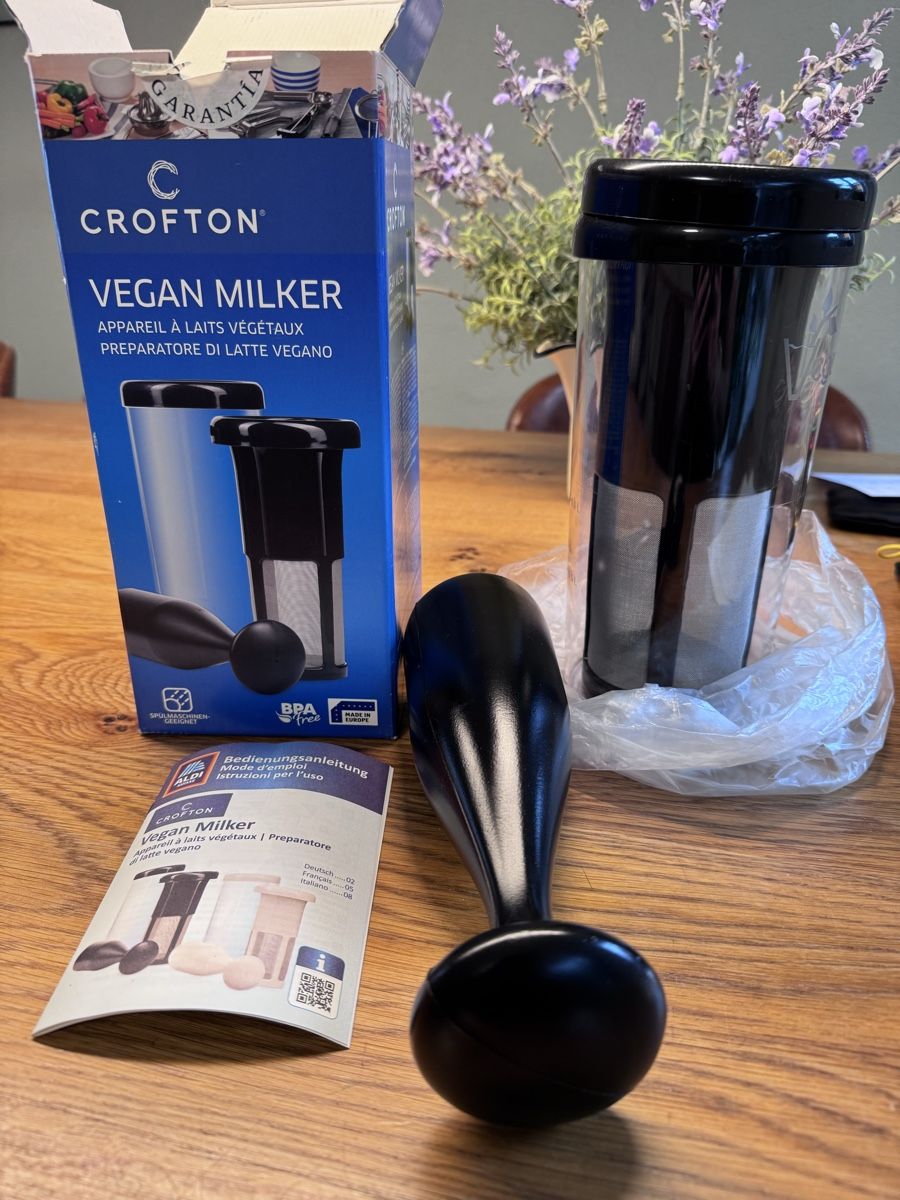 Elettrodomestici da cucina: Crofton Vegan Milker neuwertig – Usato da Niederbüren venduto da Oetschli