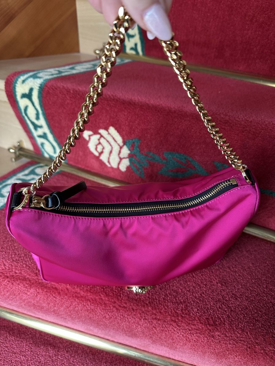 Versace Borse da donna: Versace Tasche Medusa Nylon – Nuovo (secondo la descrizione) da Luzern venduto da ariazalea 8
