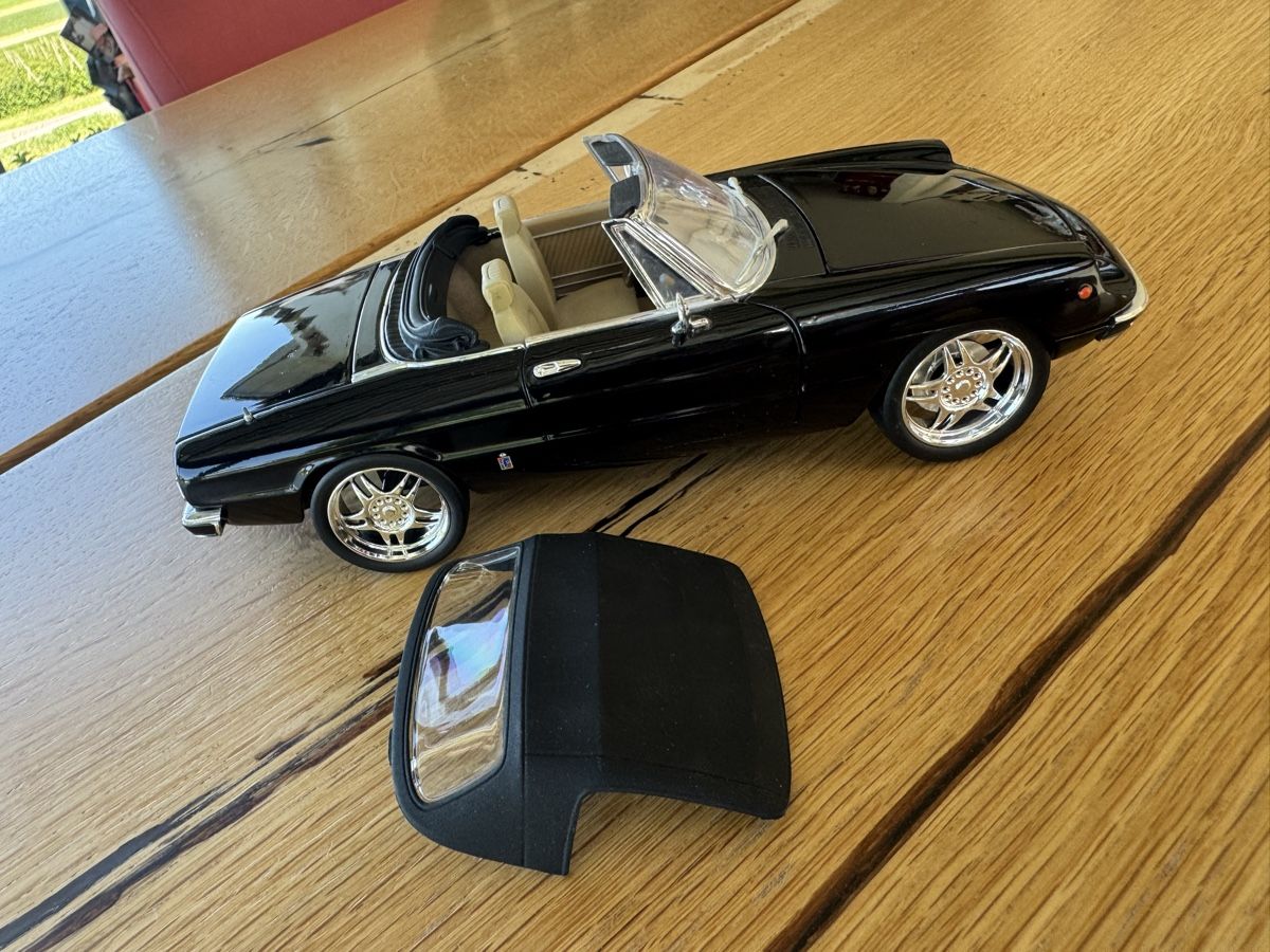Alfa Romeo Voitures modèles: Alfa Romeo Spider 1/18 – D'occasion à Istighofen par SirPatrick77 2
