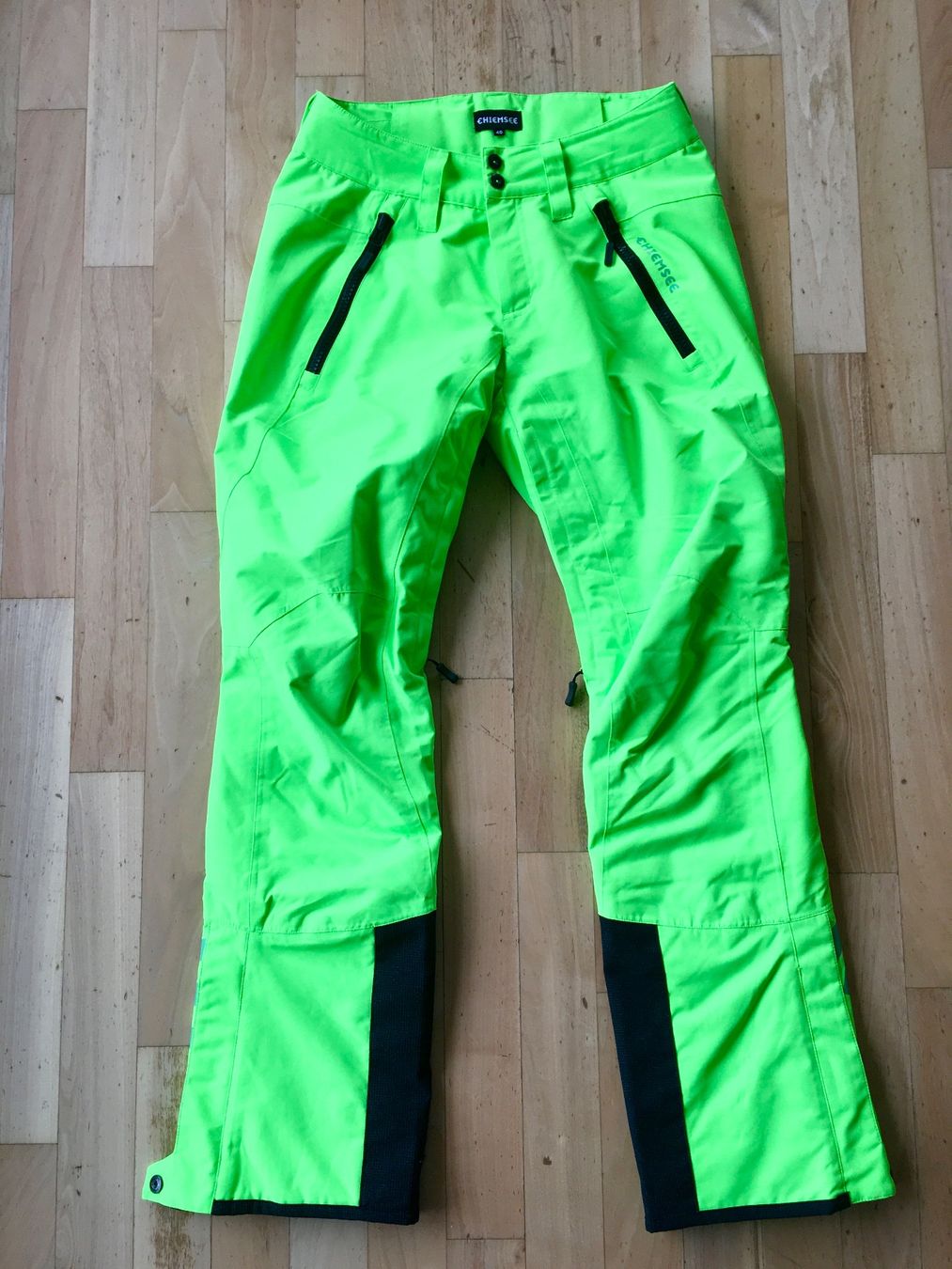 Chiemsee Hosen: Skihose Chiemsee neongrün Gr. 46 – Gebraucht aus St. Urban von uschi73