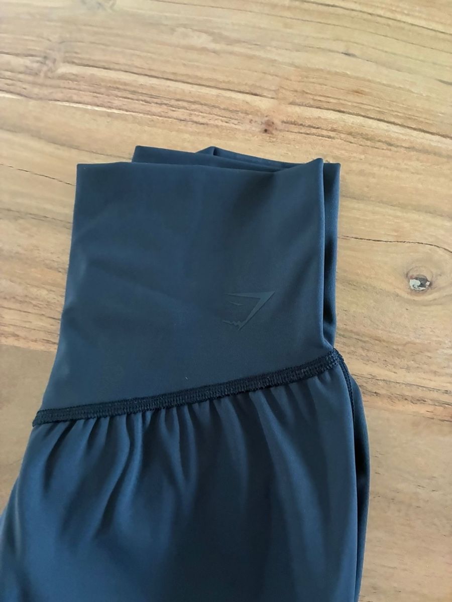 Gymshark Leggings: Gymshark Elevate Flared Leggings 2.0 S Neu – Nuovo e nell'imballaggio originale da Herisau venduto da dav_7zn2 1