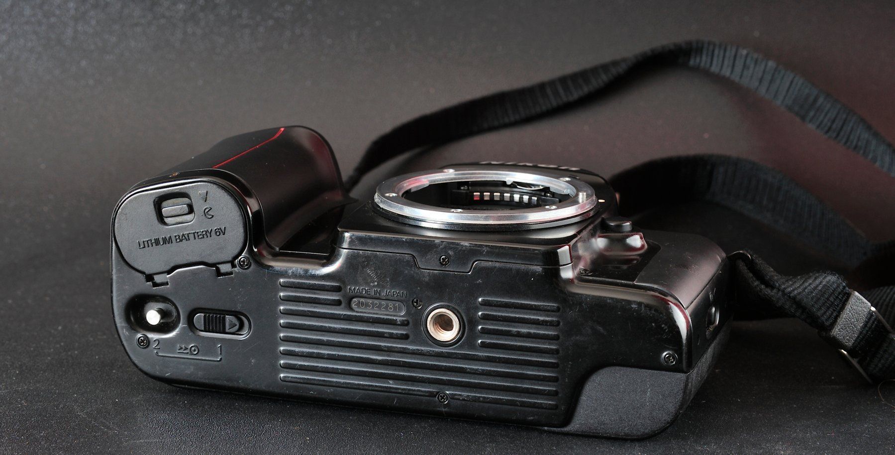 Nikon Fotocamera: Nikon F-601M – Usato da Fleurier venduto da im_ghl 3