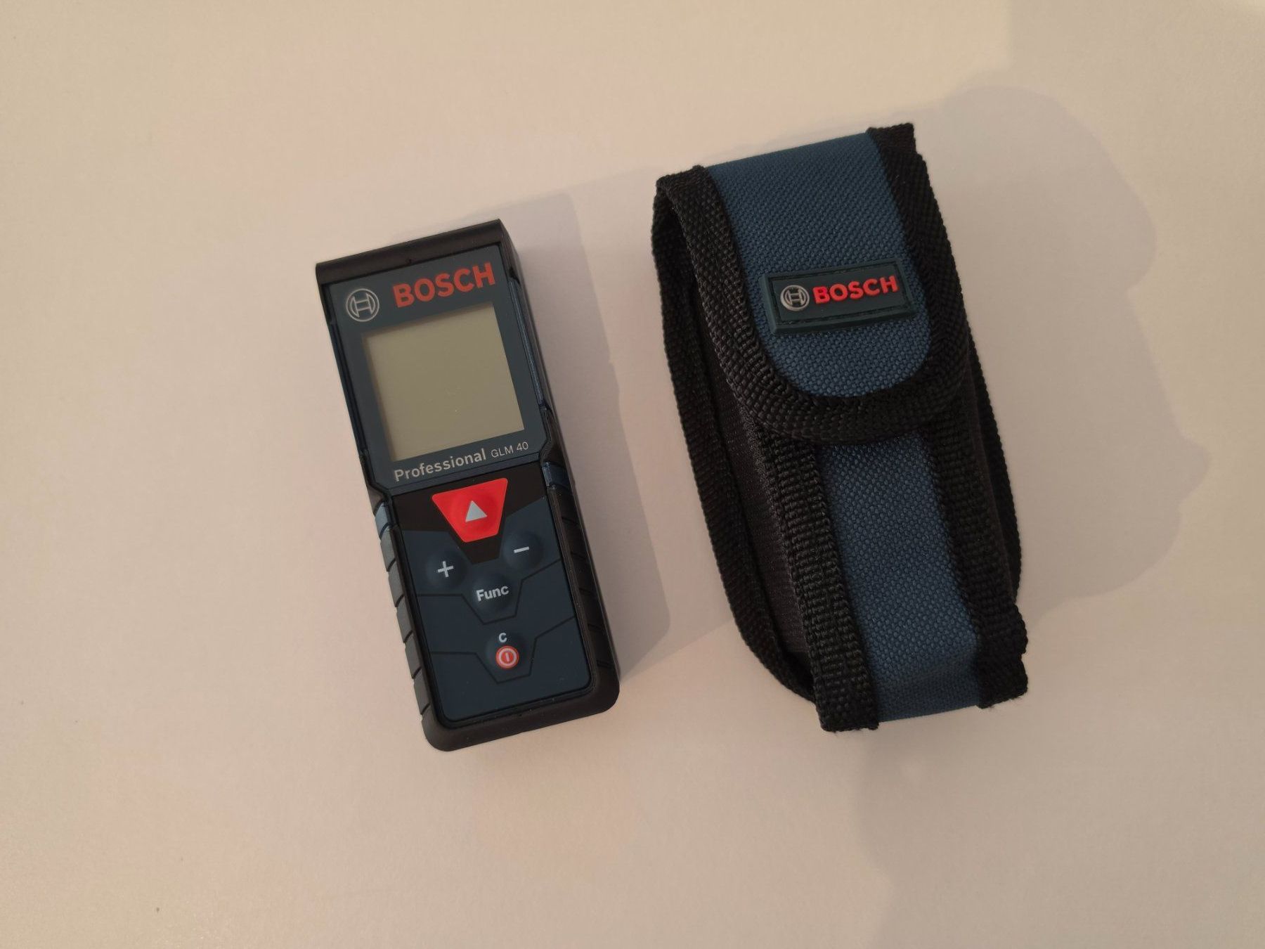 Bosch Messen: Bosch GLM 40 Messgerät – Neu (gemäss Beschreibung) aus Buchrain von Sssschaller