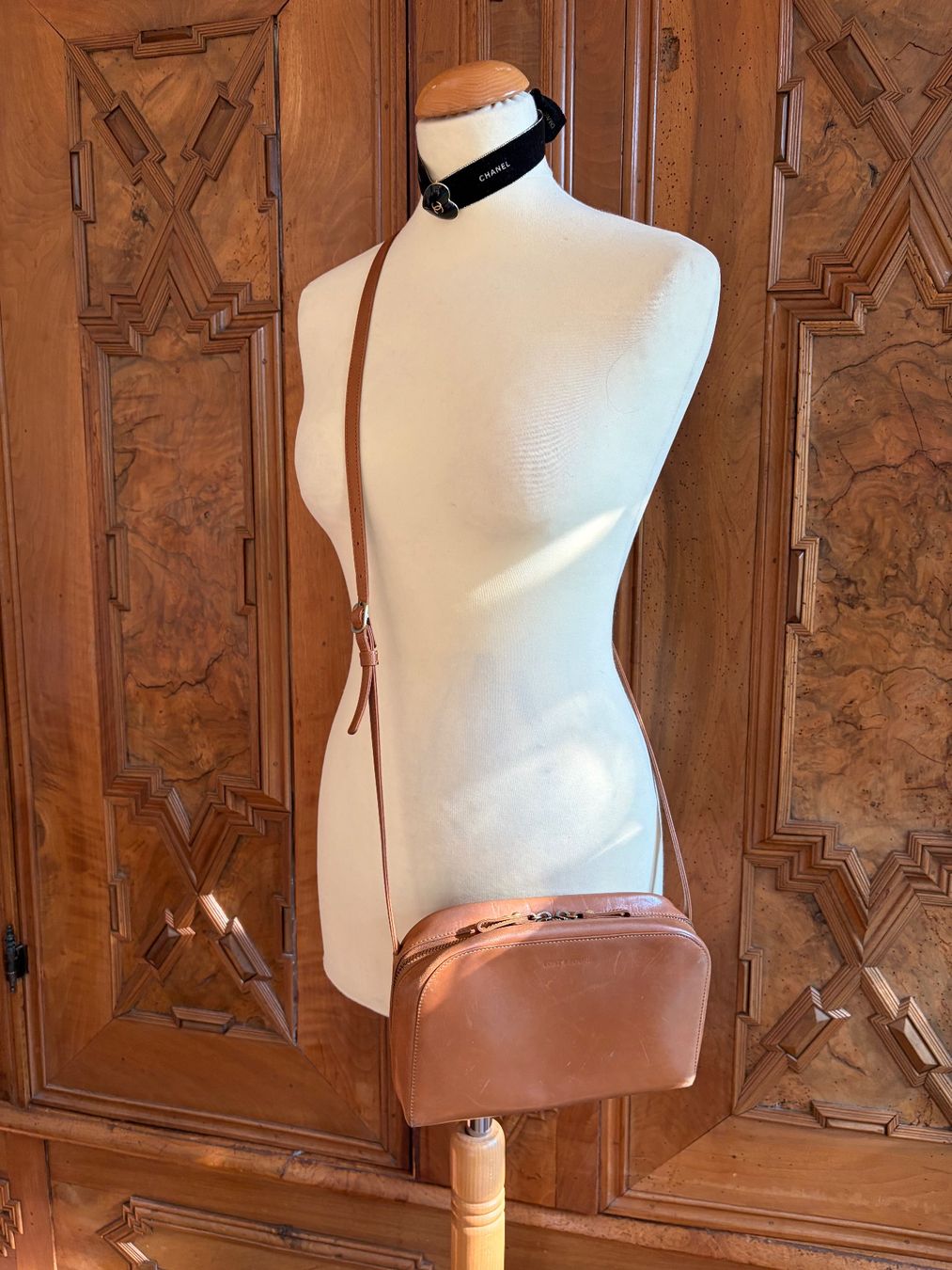 Taschen: LOST & FOUND  Tasche  100 % dickes, hochwertiges Leder – Gebraucht aus Interlaken von Bona55 1