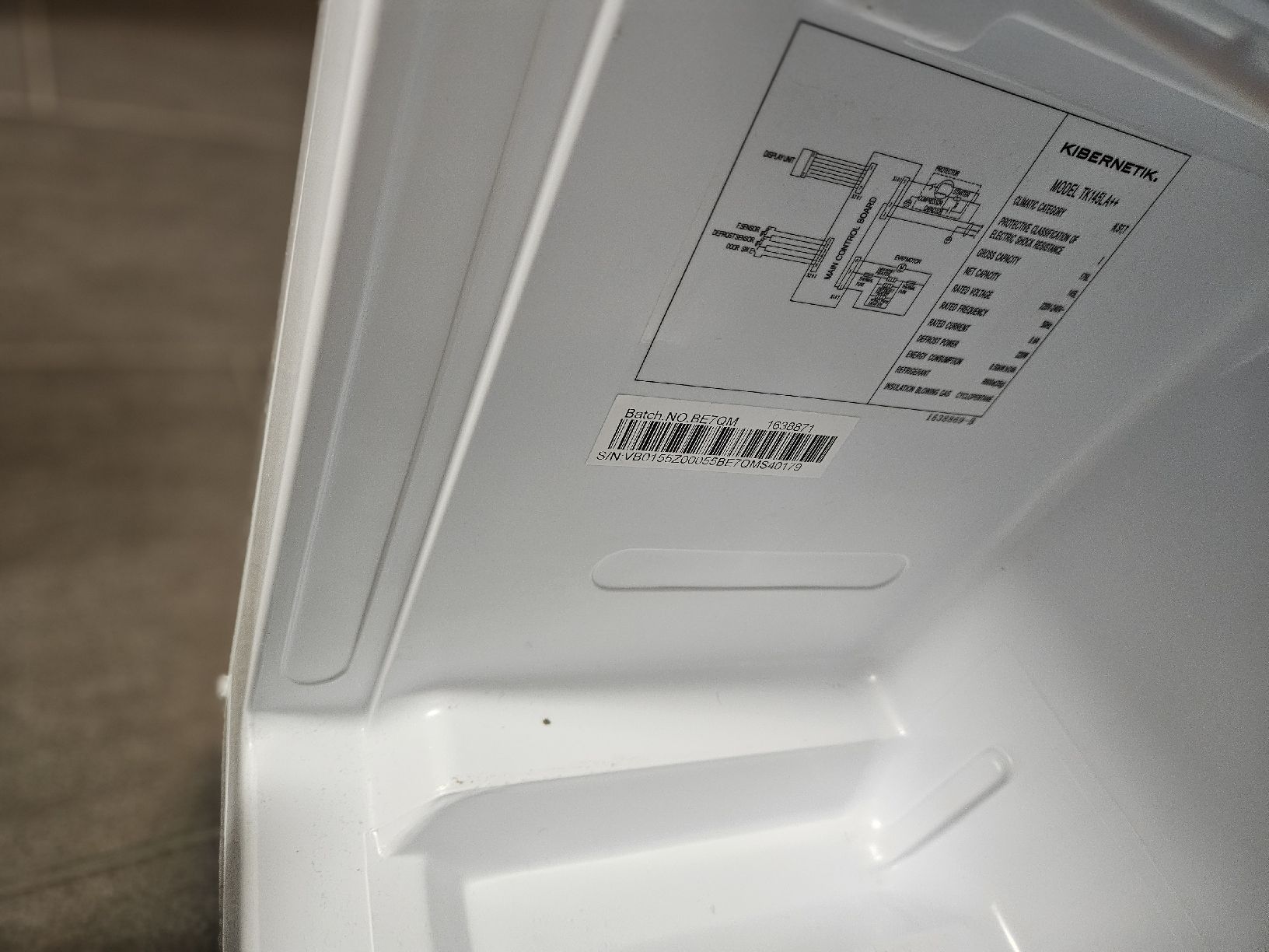 Réfrigérateurs: Gefrierschrank Kibernetik A++ 145L – D'occasion à Saland par Rose0109 4