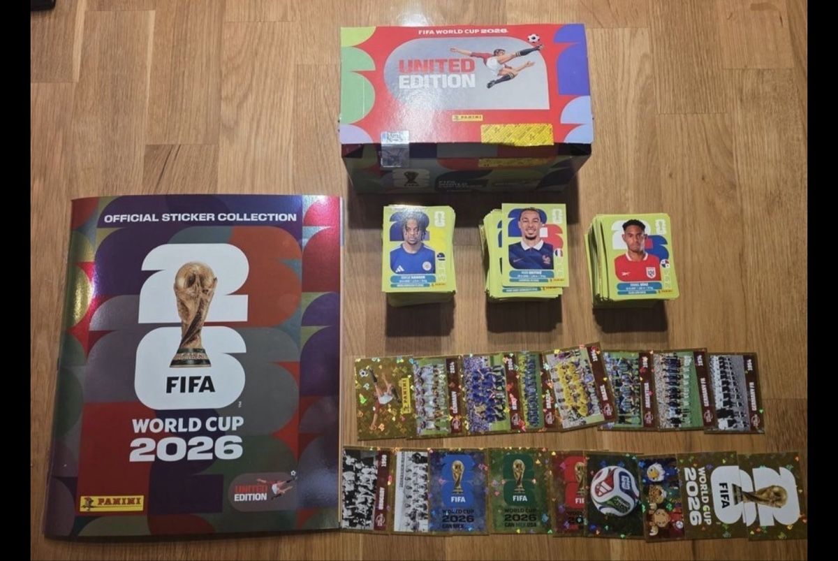 Panini Carte collezionabili: FULL PANINI ALBUM 2026 – Nuovo e nell'imballaggio originale da Maienfeld venduto da and_g6ts