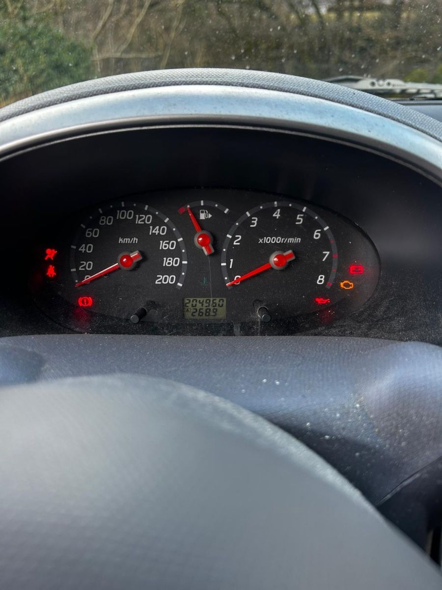Autos: Nissan micra 1400 – Gebraucht aus Moleno von maz_8dg2 2