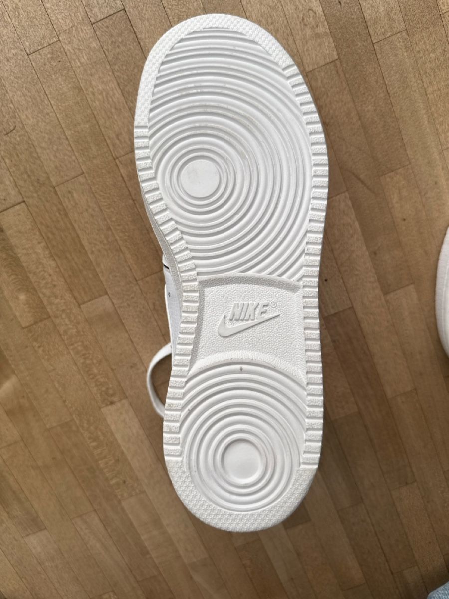 Nike Scarpe da uomo: Nike Cartoon Custom NEU! – Nuovo (secondo la descrizione) da Lyssach venduto da Chafurrer 4