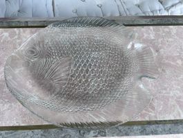 Servierplatte Glas Fischform transparente Dekoration