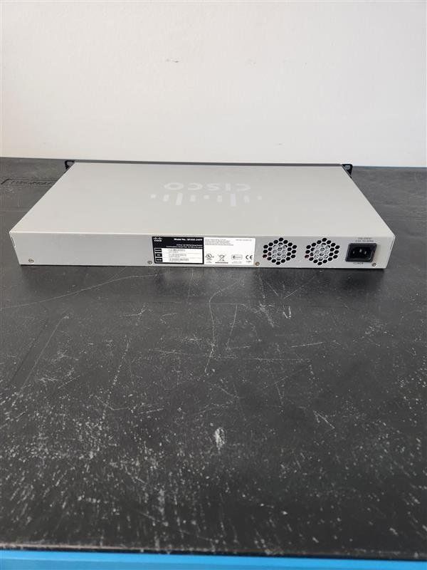 Hubs & Switches: Cisco SF200-24FP POE – Gebraucht aus Belp von Panther_ 2