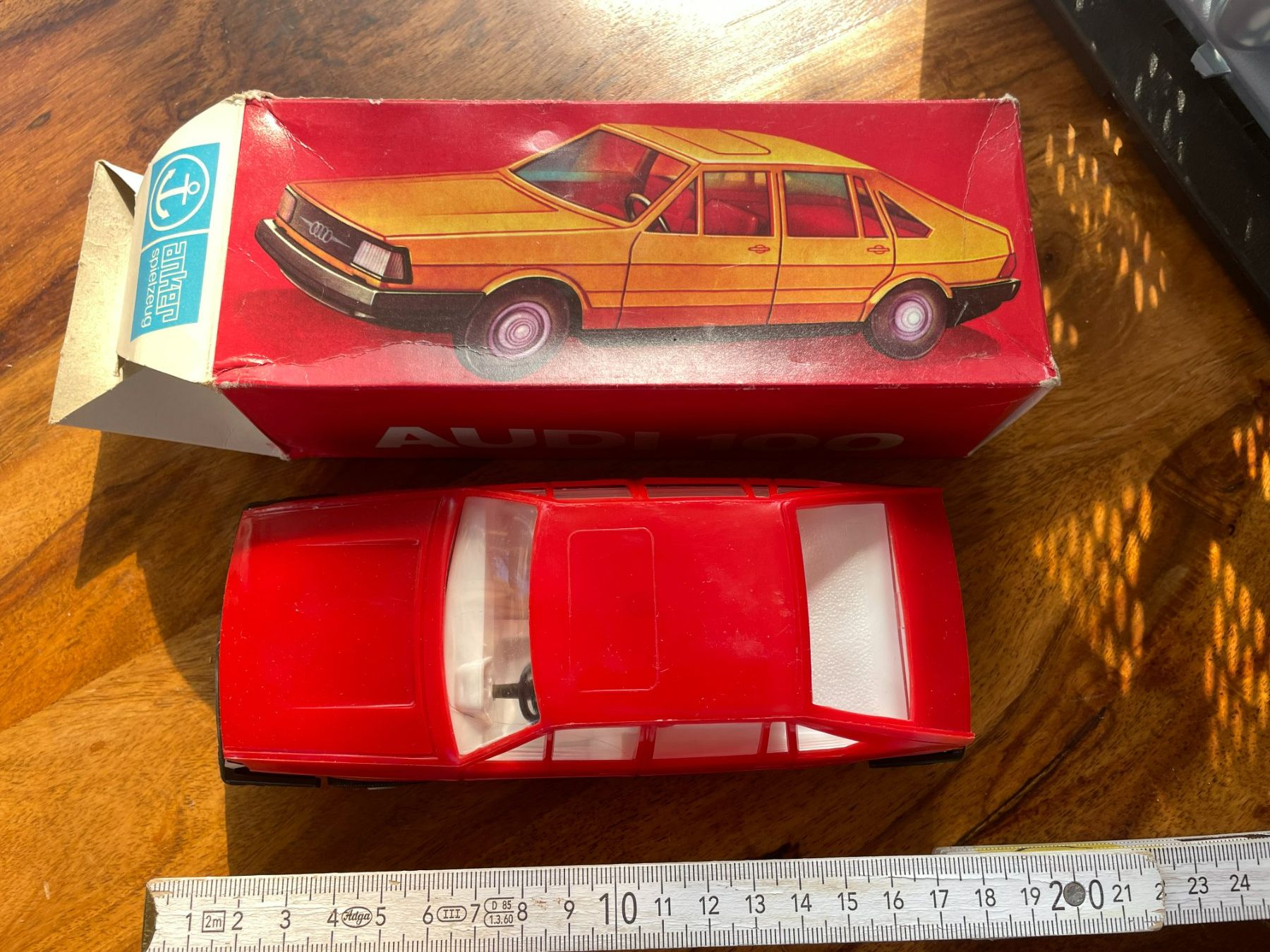 Audi Modellini d'auto: Audi 100                  DDR/Anker – Nuovo e nell'imballaggio originale da Wohlen AG venduto da Erelpowerline 1