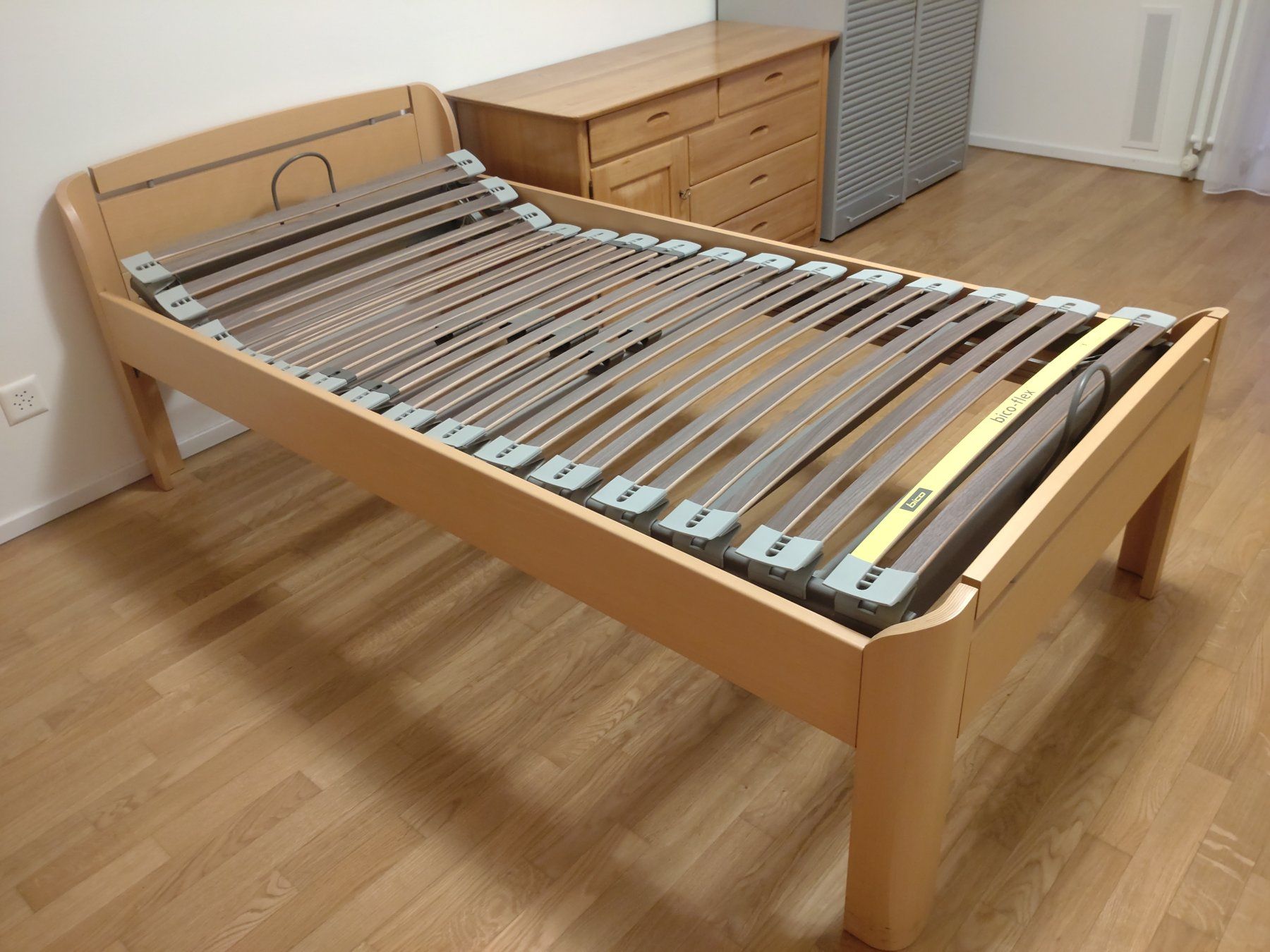 Bico Letti: Bico-Bett mit Lattenrost (Matratze optional) – Usato da Oberentfelden venduto da cloud04 5