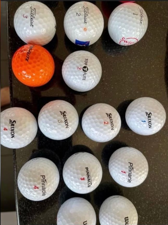 Palloni: 100 Secondhand Golfbälle gewaschen – Usato da Geroldswil venduto da tad_7wt2 1