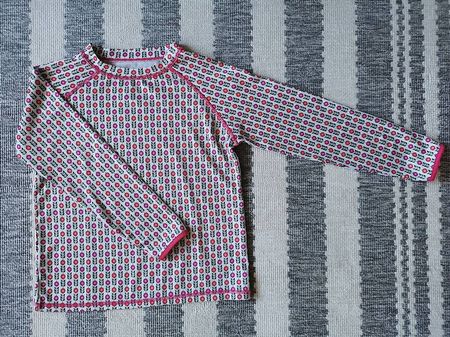 UV-Shirt von ducKsday - Gr. 134 NEU