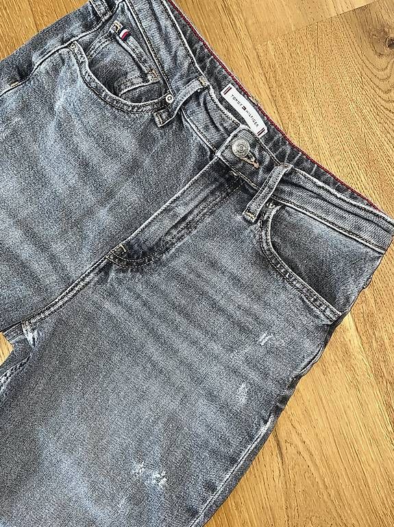Jeans: Jeans Tommy Hilfiger – Gebraucht aus Murten von leonie_tutti 3