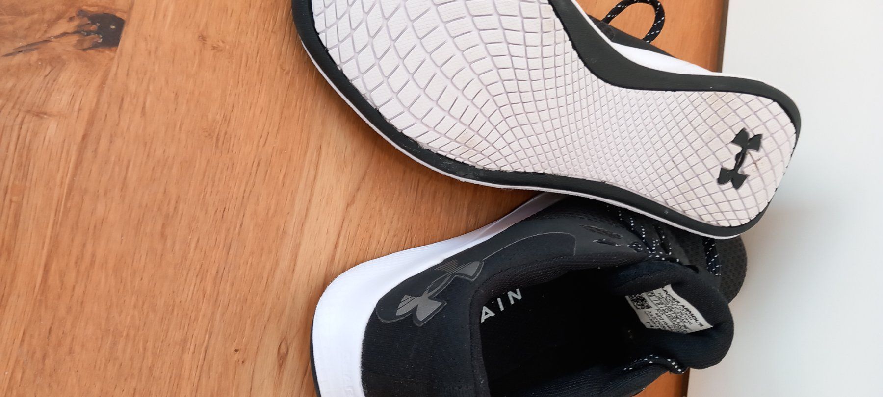 Under Armour Herrenschuhe: Under Armour Trainingsschuhe – Neu (gemäss Beschreibung) aus Gais von LeonieM01 2