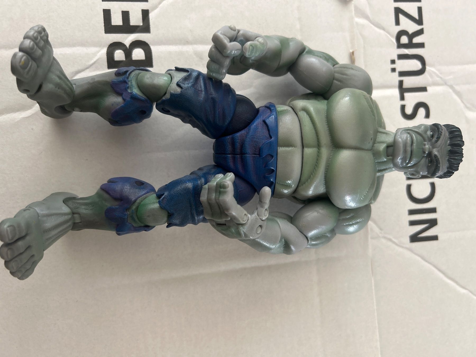 Marvel Statuette: Action Figur Grey Hulk. Toy Biz – Usato da Zürich venduto da Guti90