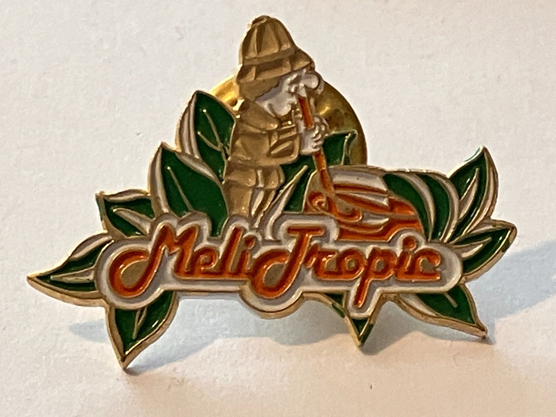 Placchette & Badge: 1 Pin Meli Tropic – Usato da Basel venduto da djwwpp