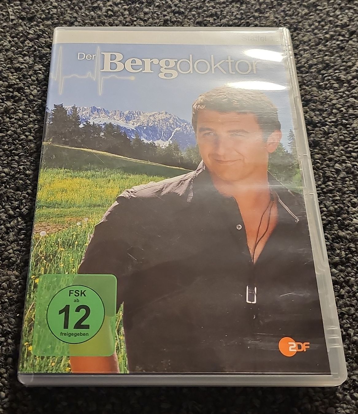 Tutti i DVDs: Der Bergdoktor DVD Staffel 1 – Usato da Ruswil venduto da jan_bxl5