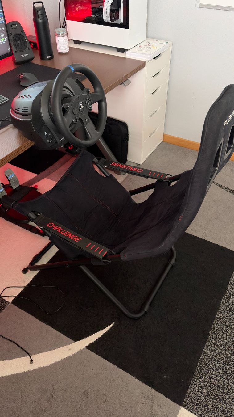 Playseat Stühle: Thrustmaster T300 & Playseat Challenge – Gebraucht aus Gisikon von raphael-rsm