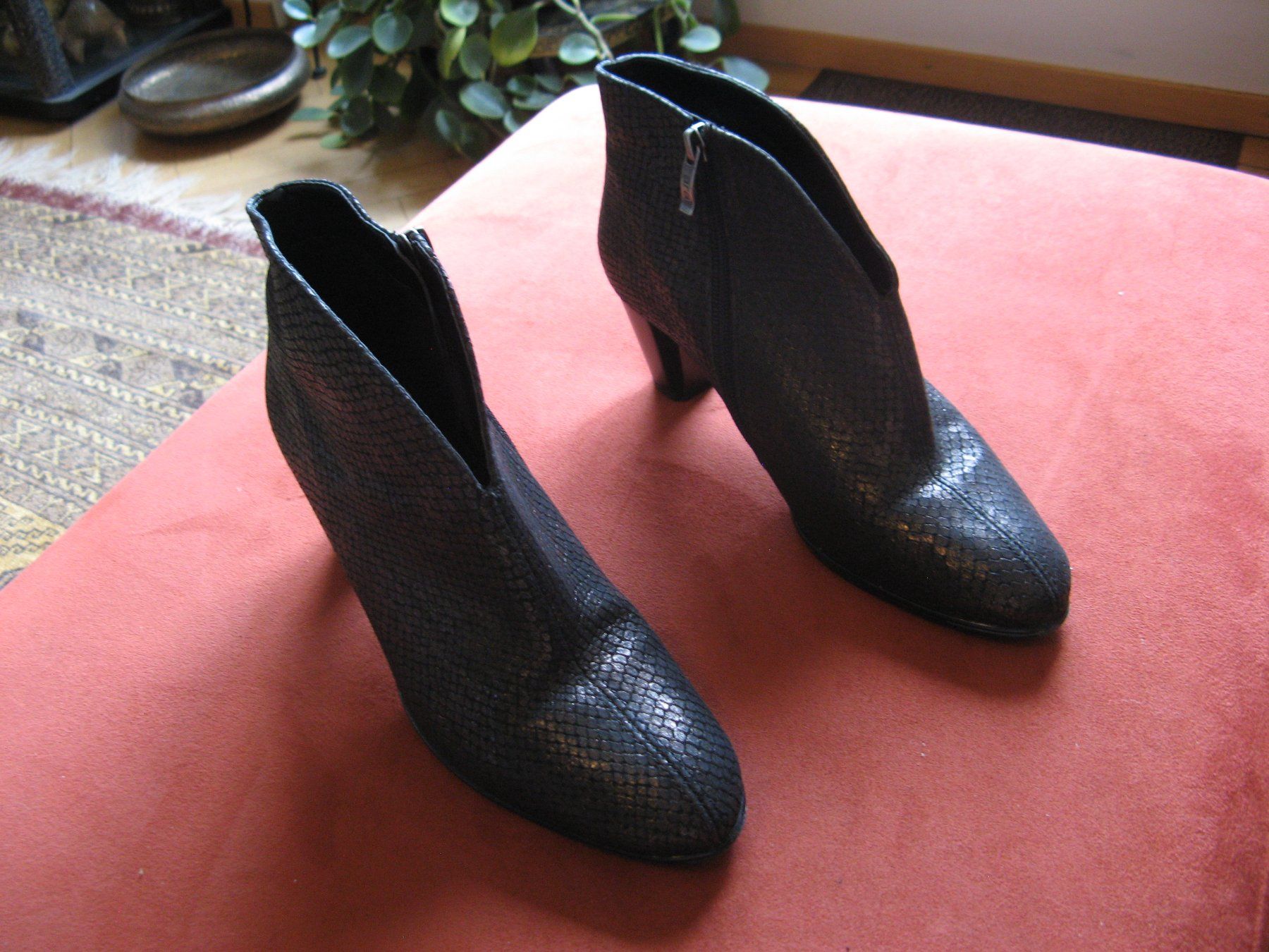 Ara Damenschuhe: Stiefeletten Gr. 39 von Ara – Gebraucht aus Zürich von apil 5