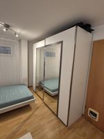Spiegeltürenschrank
