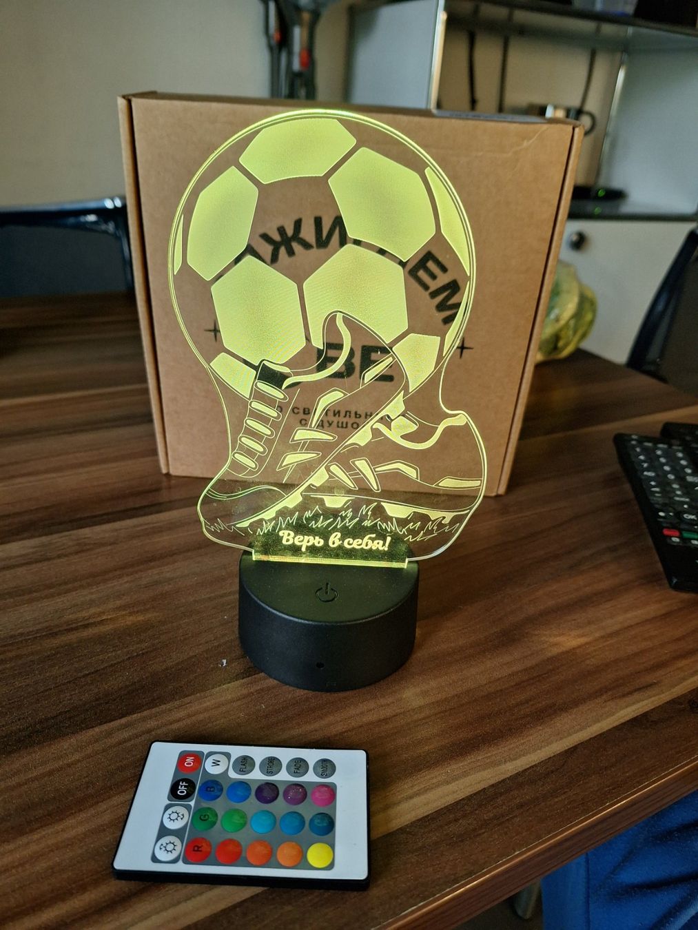 Lampade: 3D Lampe Fussball – Usato da Herrliberg venduto da linavogt 1