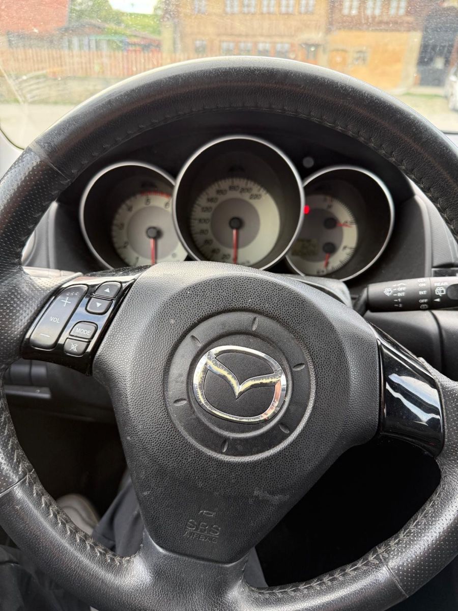 Mazda Automobili: MAZDA 3 1.6D hatchback – Difettoso da Romont FR venduto da Djeb7 9