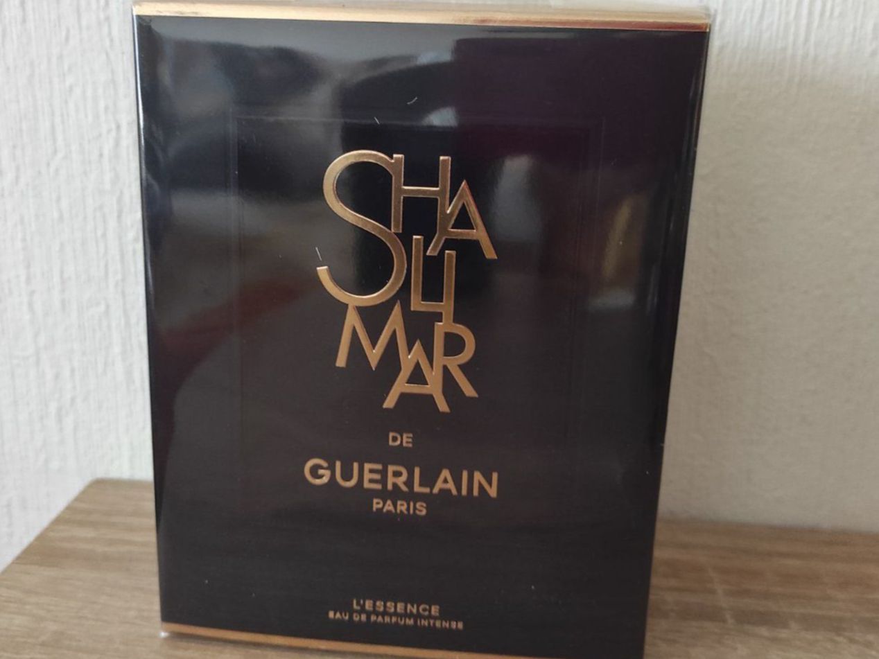 Guerlain Profumi & Eau de Toilette: Shalimar L'Essence Guerlain edp intense-100ml – Nuovo e nell'imballaggio originale da Renens VD venduto da cla_7zv5