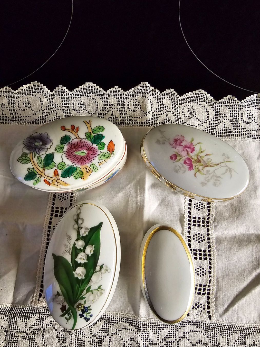 Tutte le decorazioni: Porzellandöschen – Usato da Tuggen venduto da Rugi2