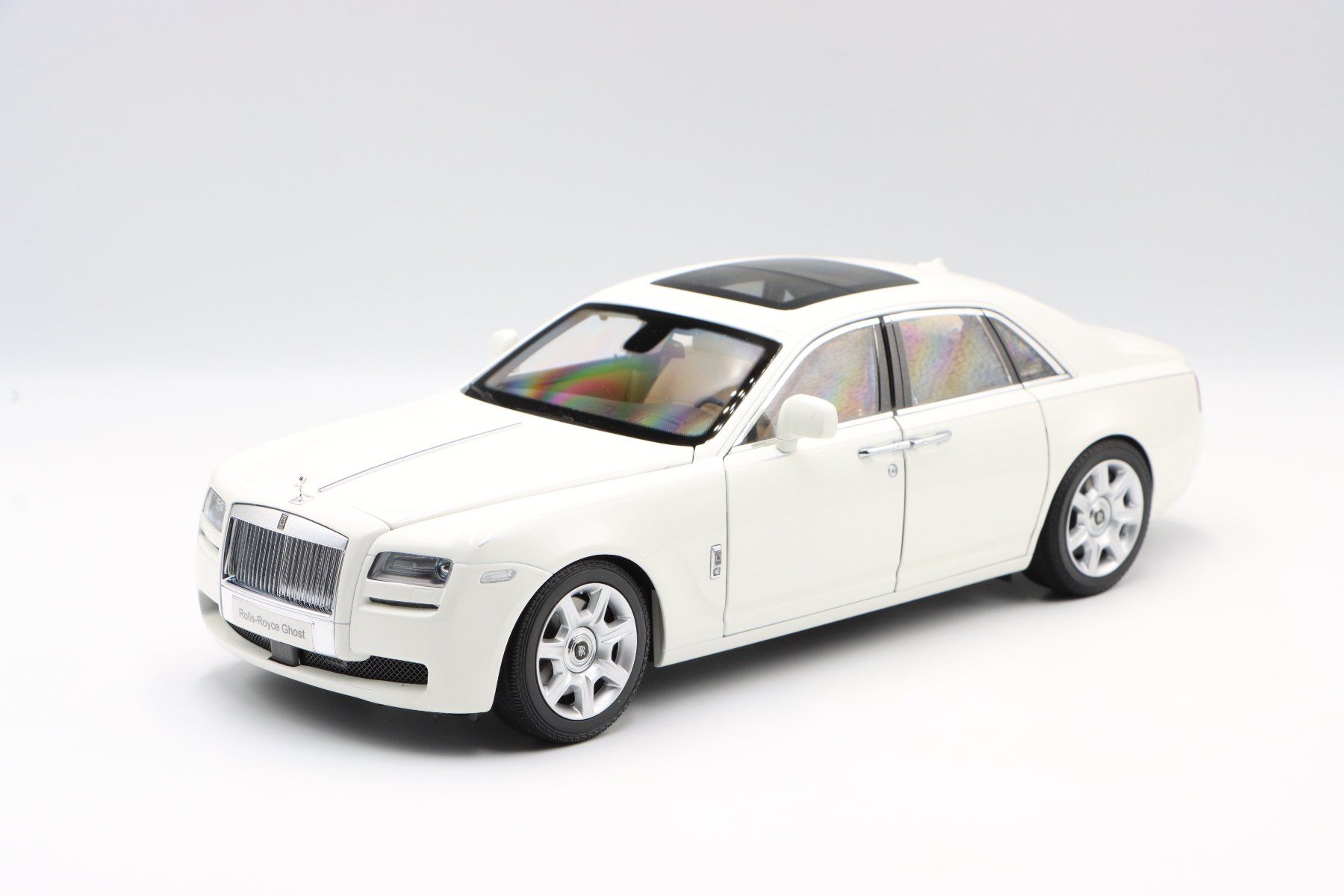 Rolls Royce Modellini d'auto: Rolls Royce Ghost 2011 1:18 Kyosho – Nuovo e nell'imballaggio originale da Bühl b.Aarberg venduto da modelldiecast 3