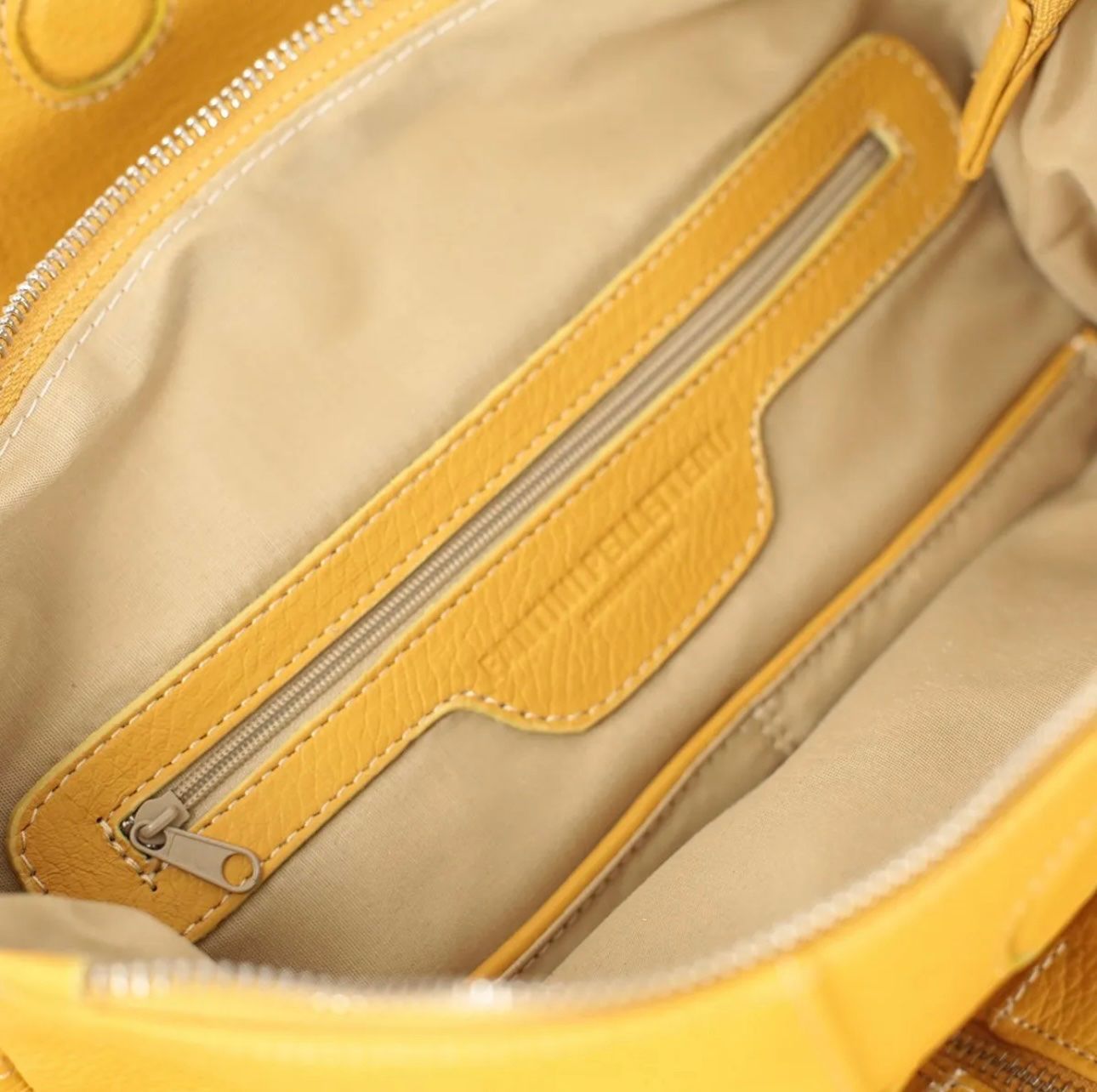 Zaini: Lederrucksack Palermo - Farbe: Gelb – Nuovo e nell'imballaggio originale da Wittenbach venduto da WWW.DRILUBAGS.CH 2