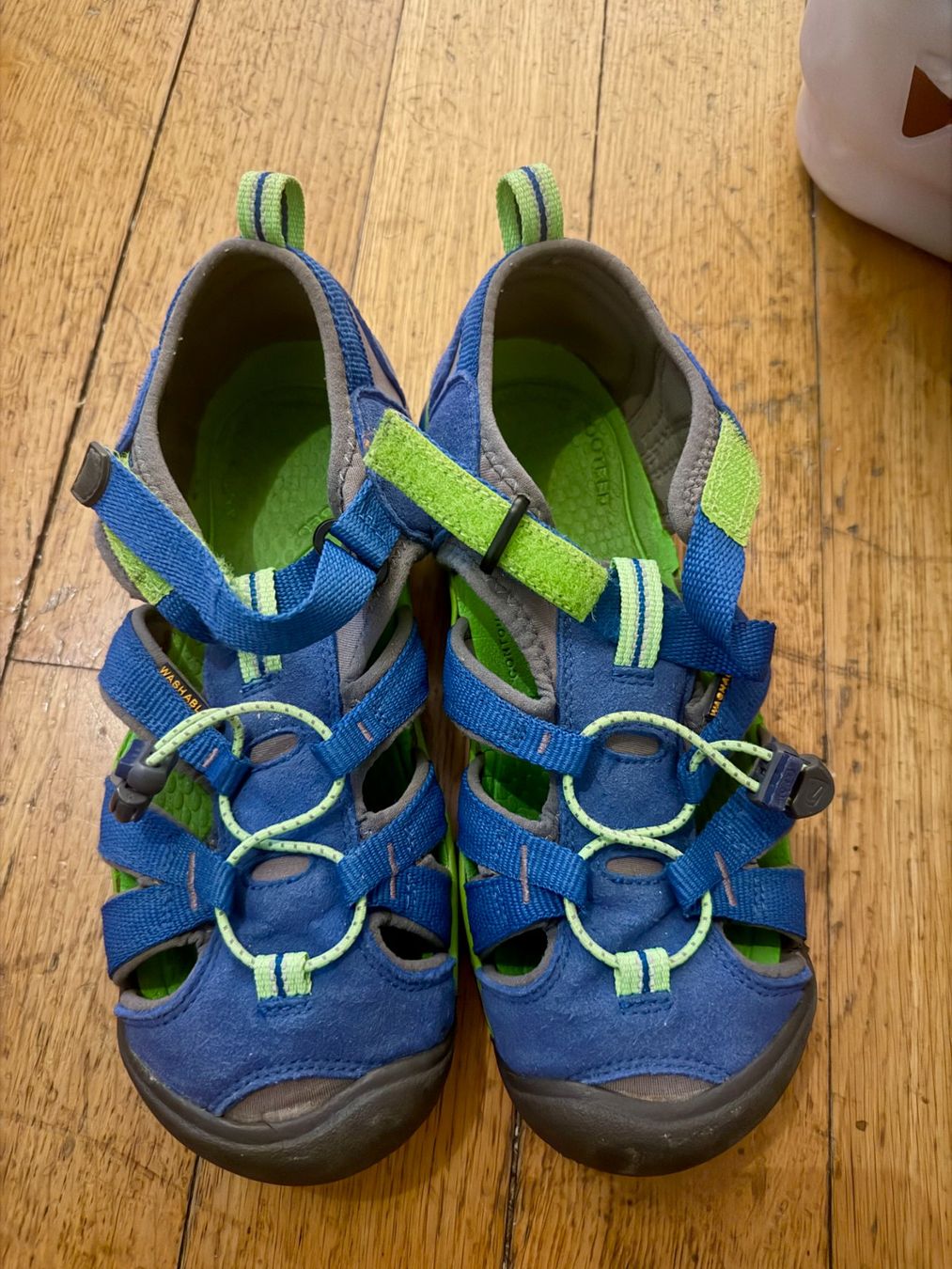 Keen Scarpe per ragazzi: Keen Sandalen Gr.37  23.5cm – Usato da Spreitenbach venduto da EdTasch