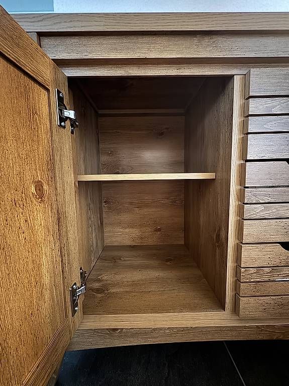 Commodes: Möbeli Holzoptik mit viel Stauraum – D'occasion à Gränichen par den_7596 1