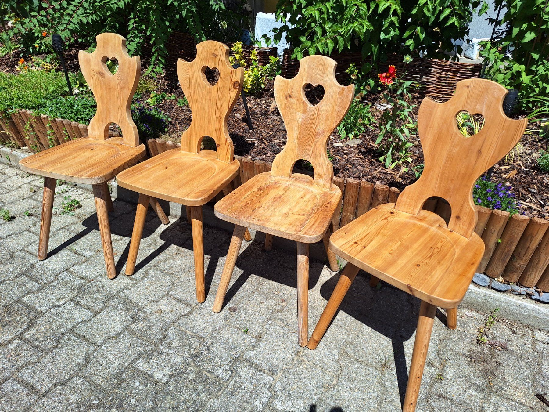 &Tradition Chaises: 4 STK STABELLEN – D'occasion à Huttwil par Kunterbuntli