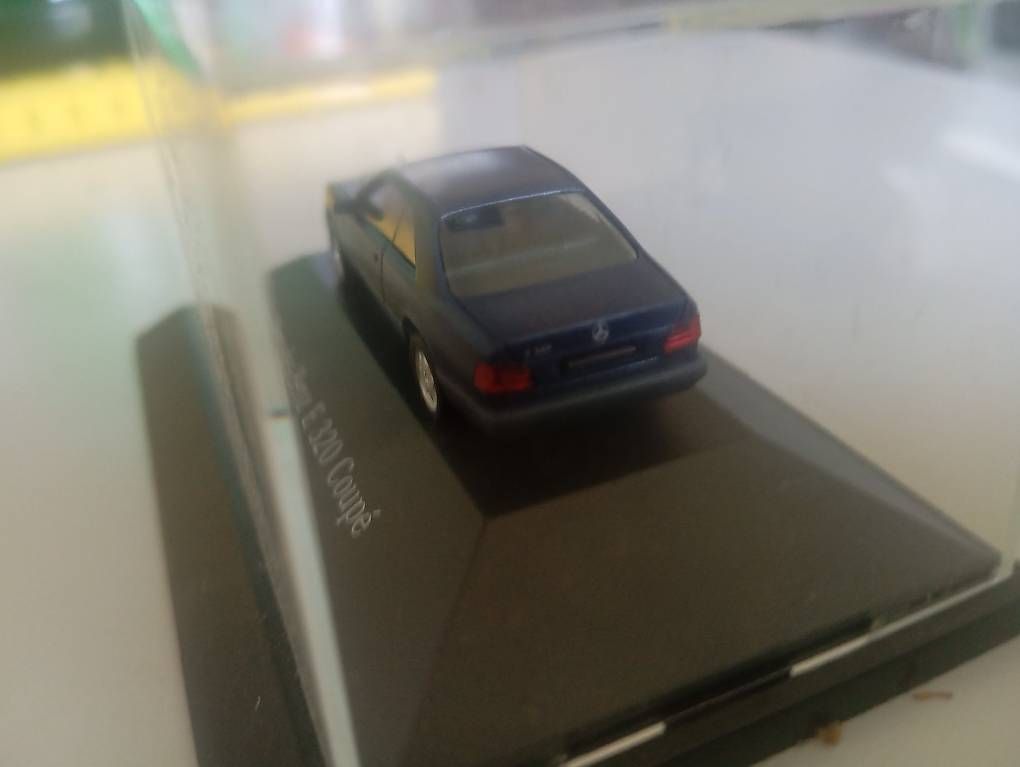 Mercedes-Benz Modellautos: Mercedes Benz E320 Coupe – Gebraucht aus Basel von Petergunn 4
