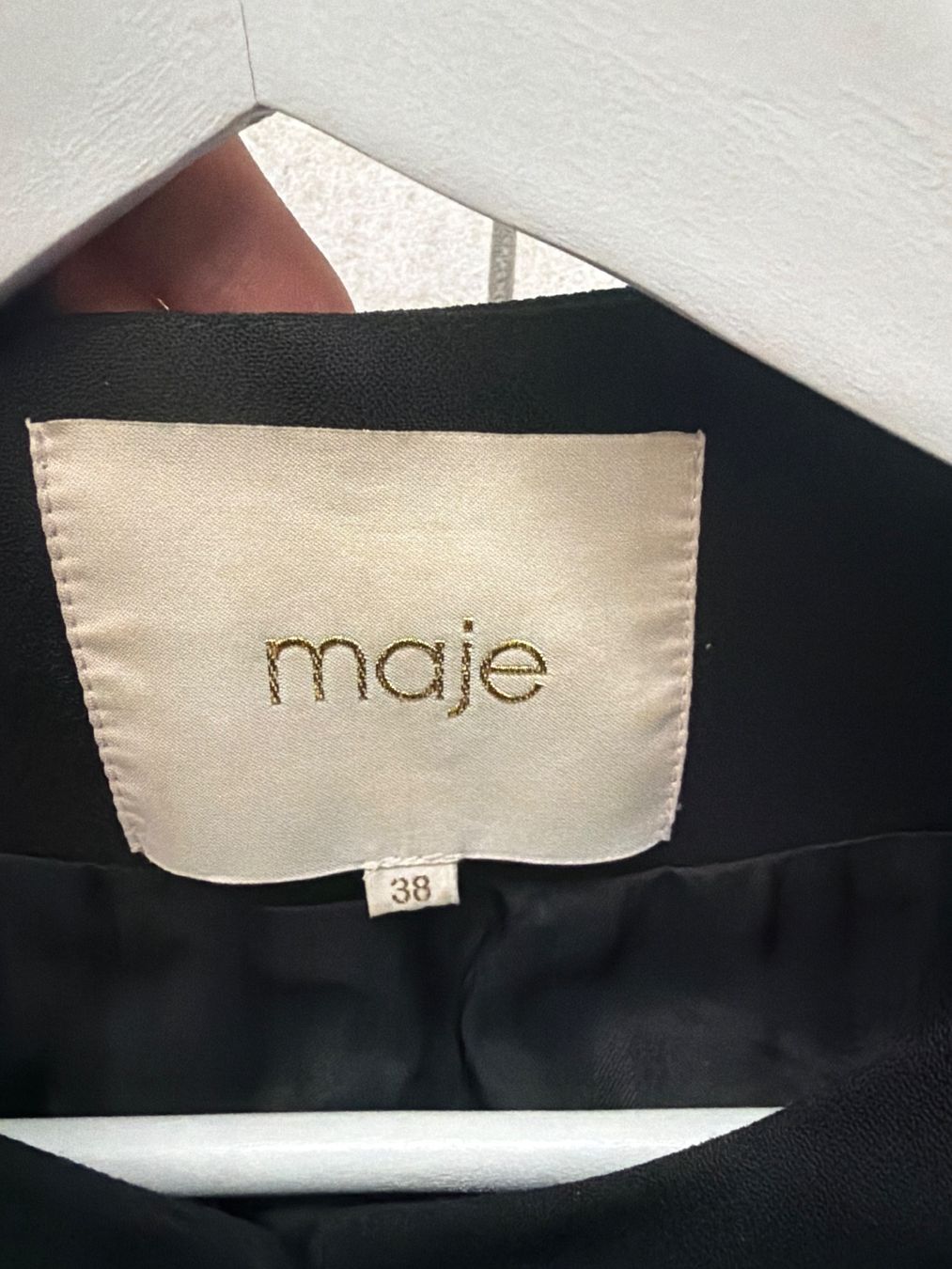 Maje Giacche: Maje Paris Cropped Blazer Gr. 38 Schwarz – Nuovo (secondo la descrizione) da Wallisellen venduto da Lan_82sz 3