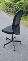 2 Ergonomische Bürostuhle mit Netzrückenlehne - Bequem!
