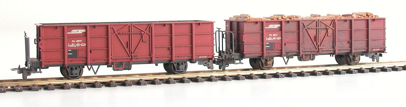 Bemo Modellini di ferrovie: Bemo 2 offene Güterwagen Fb der RhB Spur H0m – Usato da Oberwil BL venduto da Klang