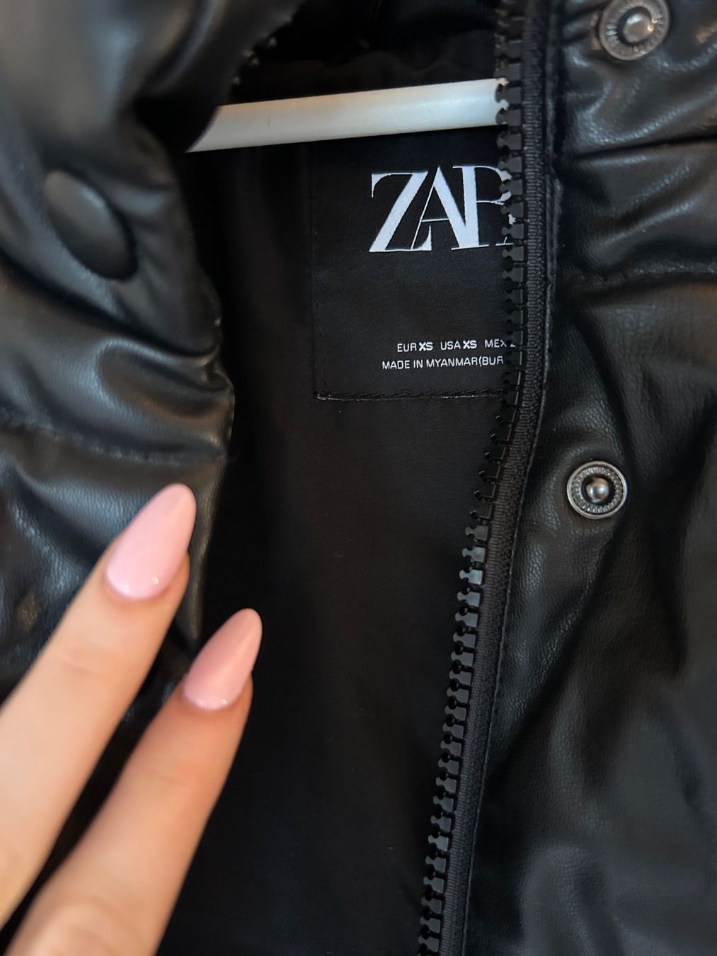 Zara Gilet & Giacche senza maniche: Zara Lederweste – Usato da Frauenfeld venduto da hannamaria29 2