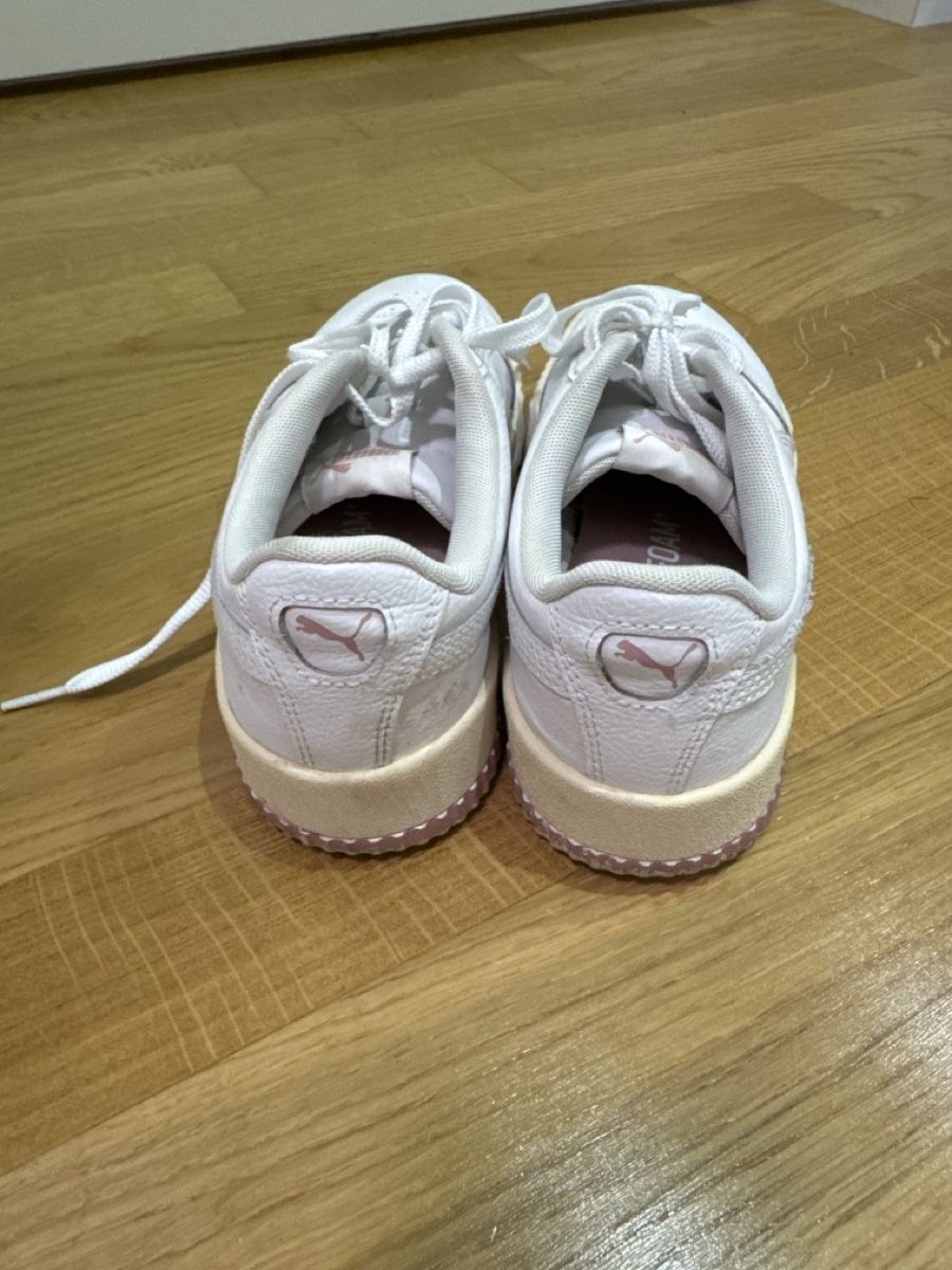 Puma Herrenschuhe: Sneaker Puma Carina Gr. 39 – Gebraucht aus Herzogenbuchsee von _jaaanita 1
