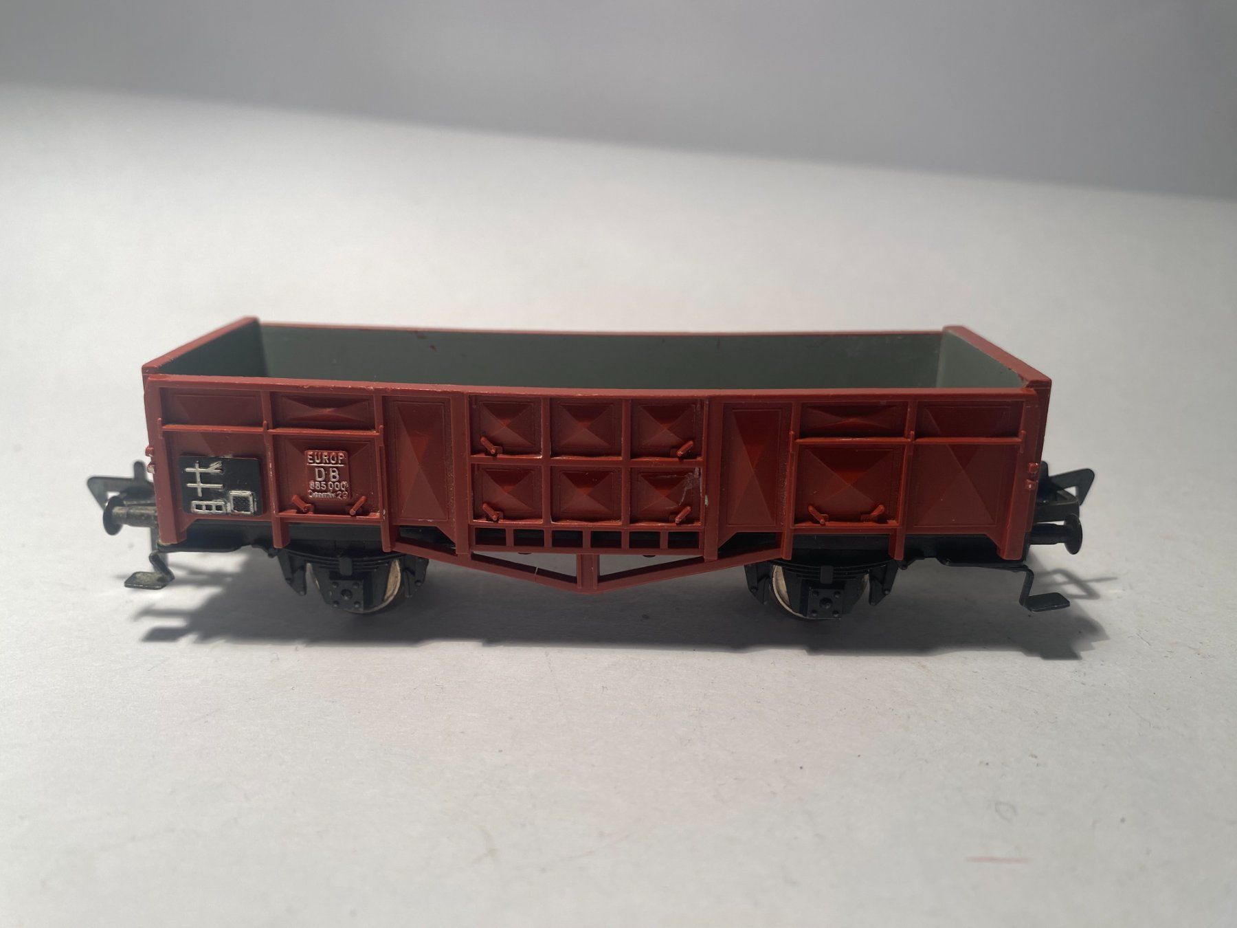 Fleischmann Modelleisenbahnen: Fleischmann, Offener Güterwagen DB braun, DC Achsen – Gebraucht aus Buchrain von Modellbahn11