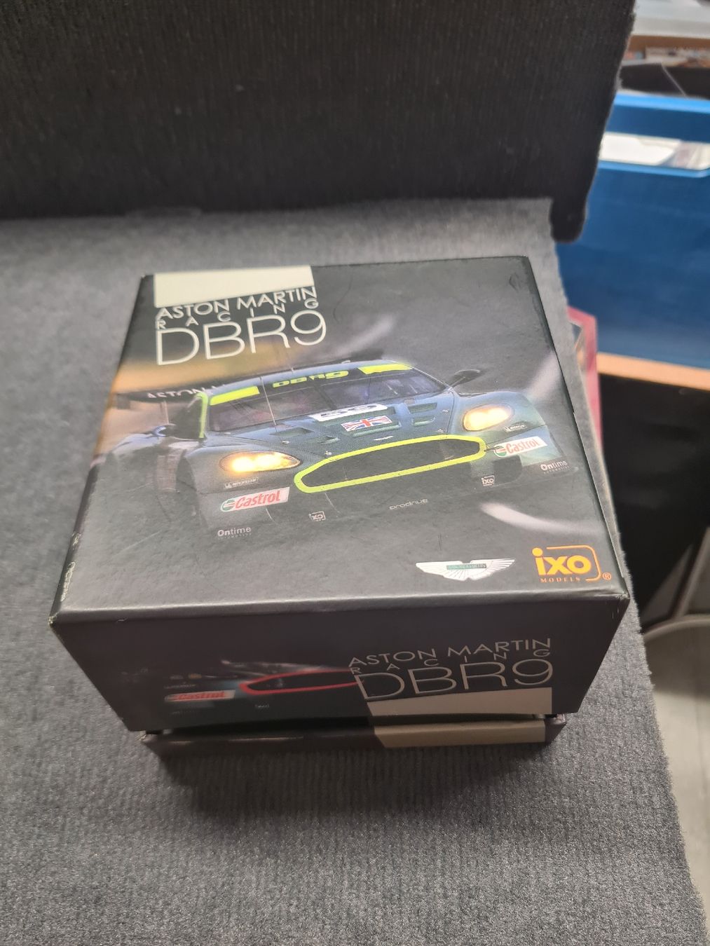 IXO Modellini d'auto: IXO. Aston Martin Racing DBR9 Le Mans 2005 – Usato da Wetzikon ZH venduto da AmacherM