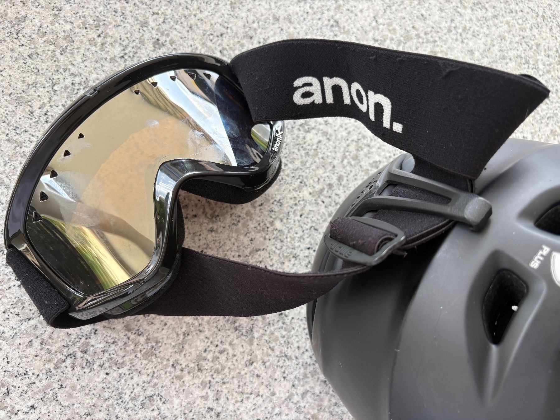Giro Helme: Skihelm mit Skibrille – Gebraucht aus Wettingen von 194073riner 2