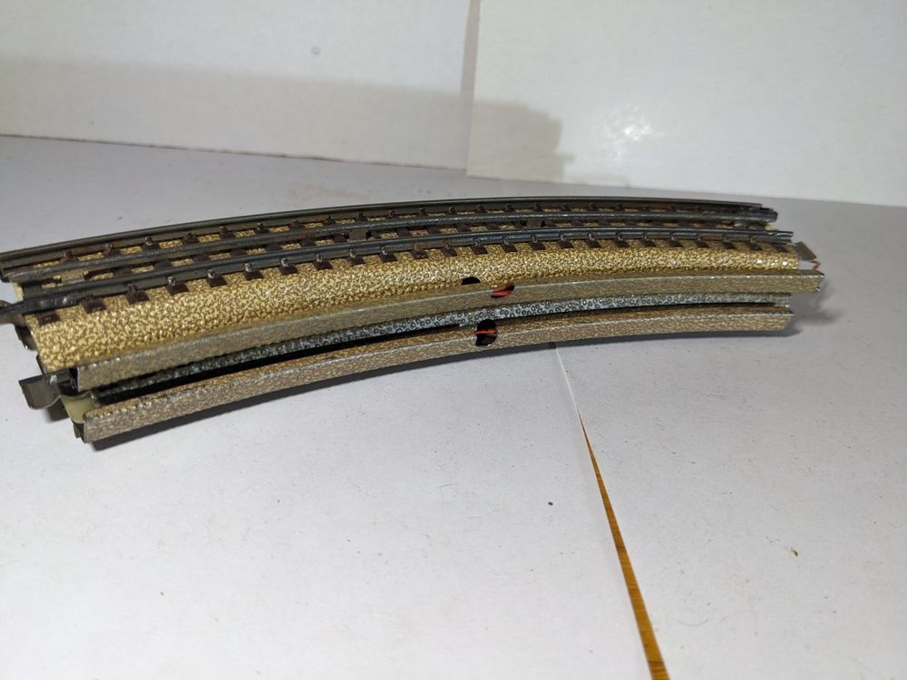 m-rklin-m-gleis-4x-3600-a-1-1-gebogenes-einzugsschiene-kaufen-auf