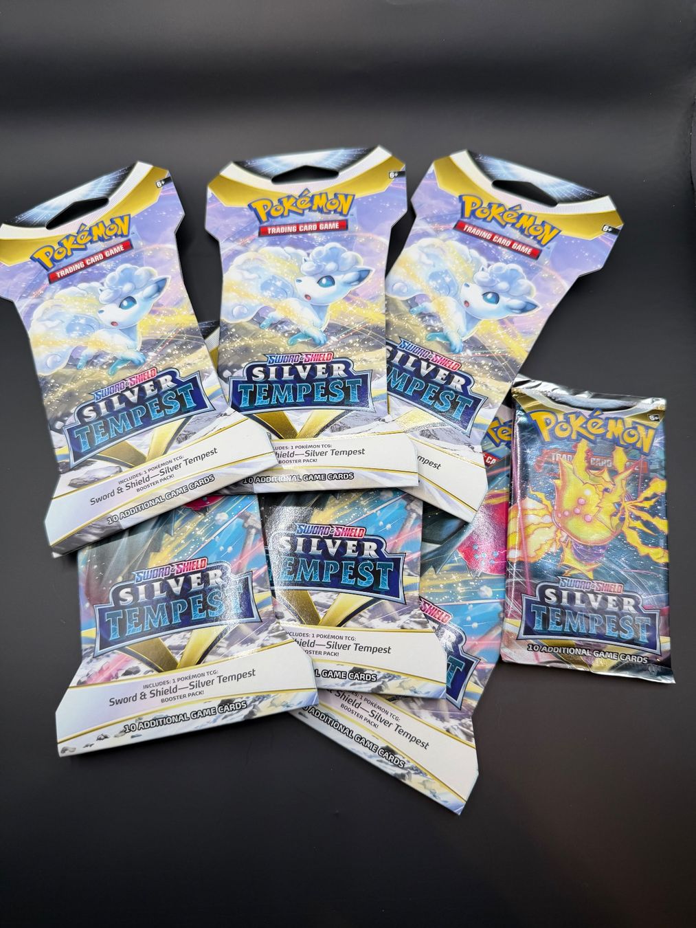 Pokémon Carte collezionabili: Pokémon 7x Silver Tempest Boosters (EN) – Nuovo e nell'imballaggio originale da Genève venduto da Rokemon 3