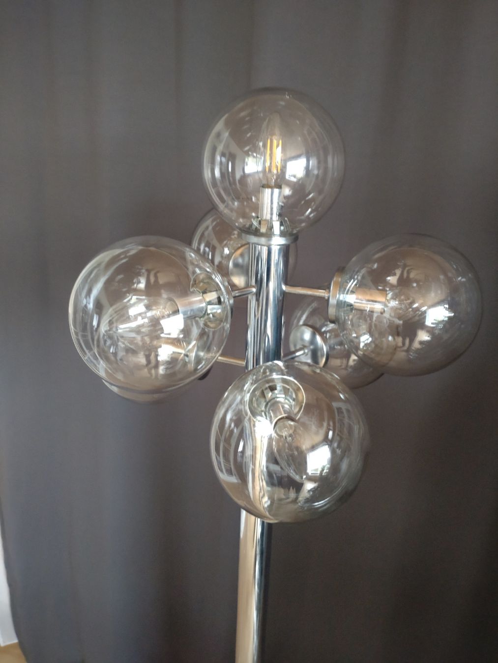 Lampade: Stehlampe – Usato da Gurmels venduto da Tube1 3