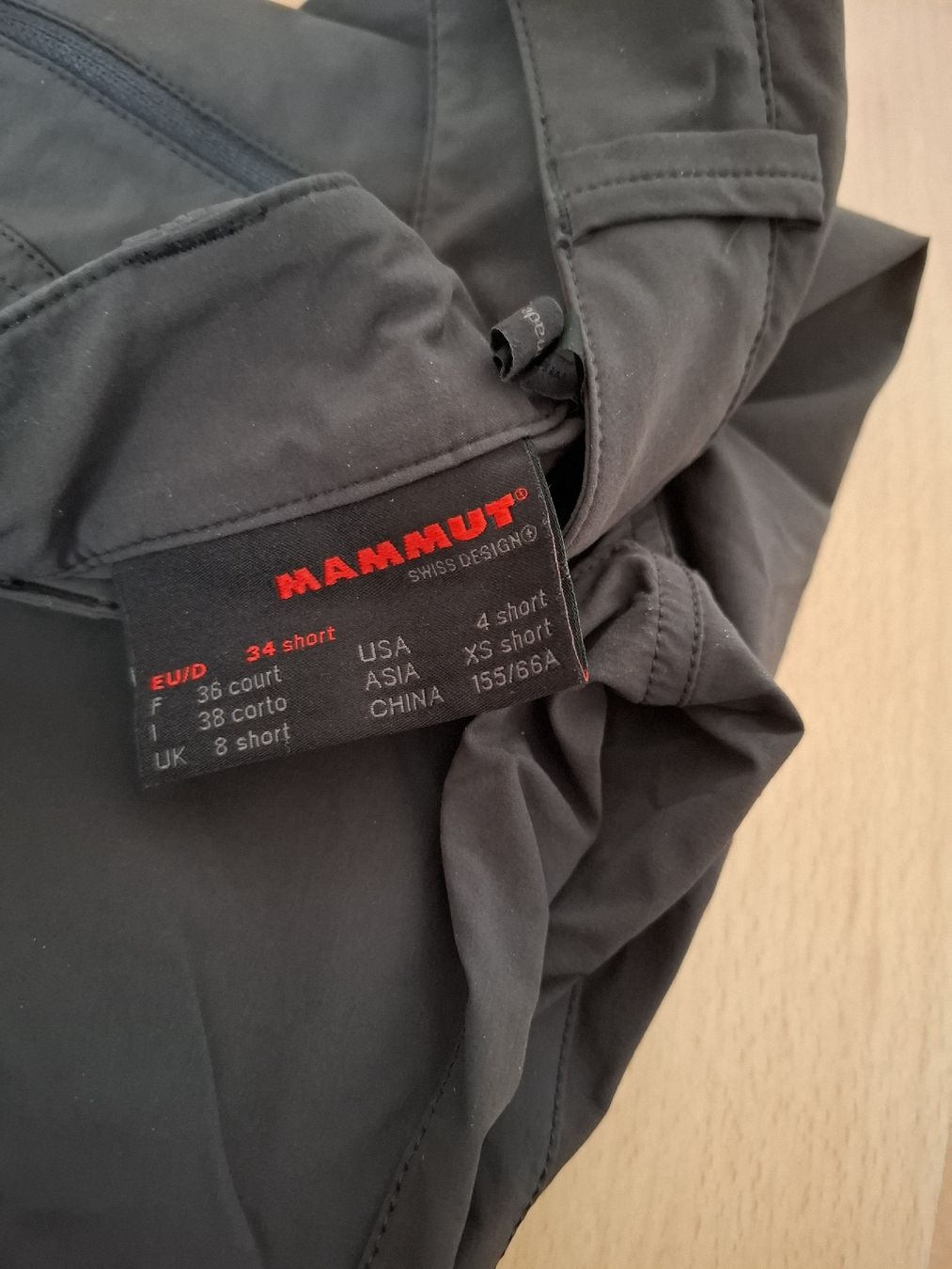 Mammut Hosen: Mammut Zip-Off Wanderhose Gr. 34 short – Neu (gemäss Beschreibung) aus Kaisten von mesca11 2