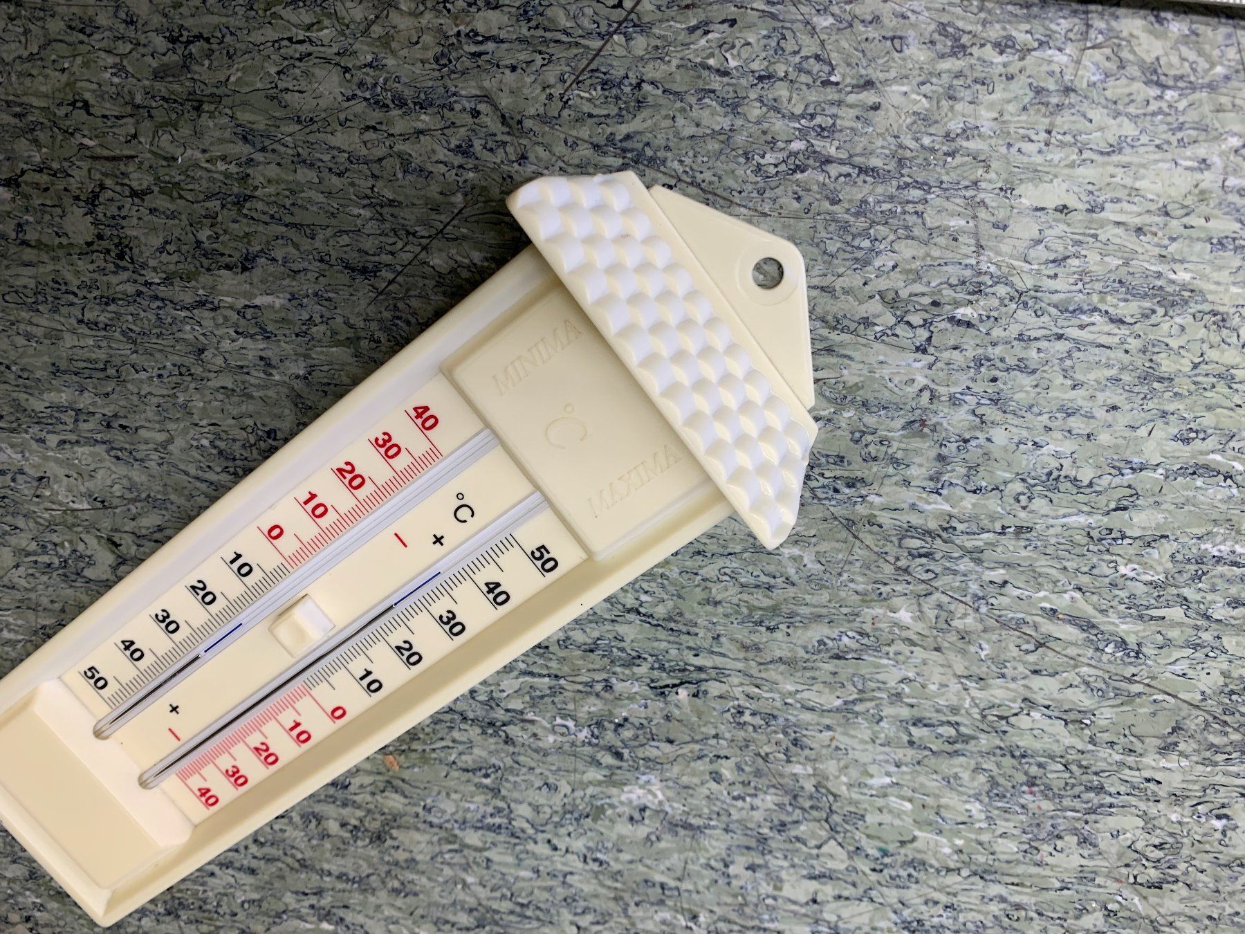 Sonstiges für Haushalt & Wohnen: Min-Max Thermometer Kunststoffgehäuse – Gebraucht aus Rickenbach SZ von Frickler 3