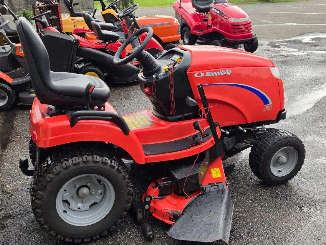 Rasenmäher: Simplicity Rasentraktor Conquest 4x4 – Gebraucht aus Rain von Fafan069 5
